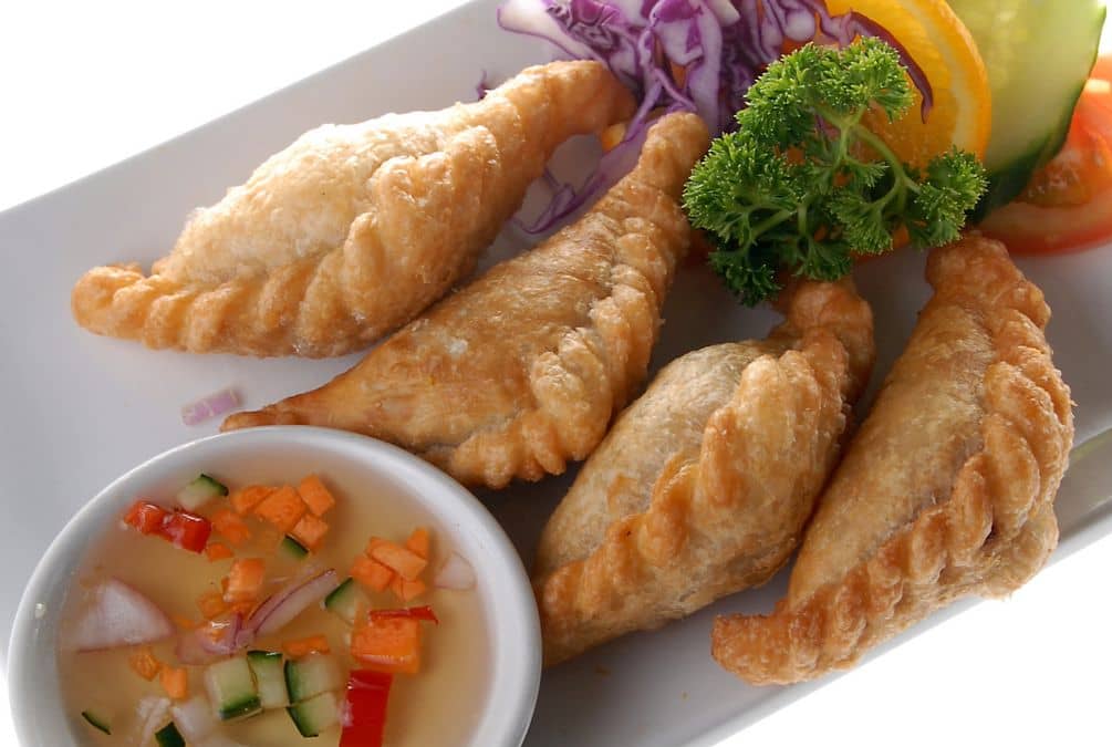 Vegetarian Curry Puff (4 pieces per serve)